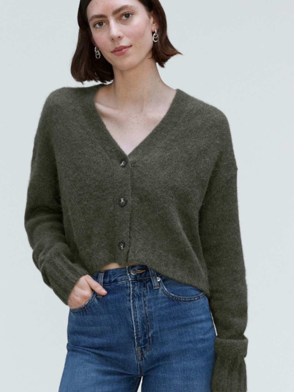 Everlane Cropped V-Neck alpaca Cardigan - Olive xxs